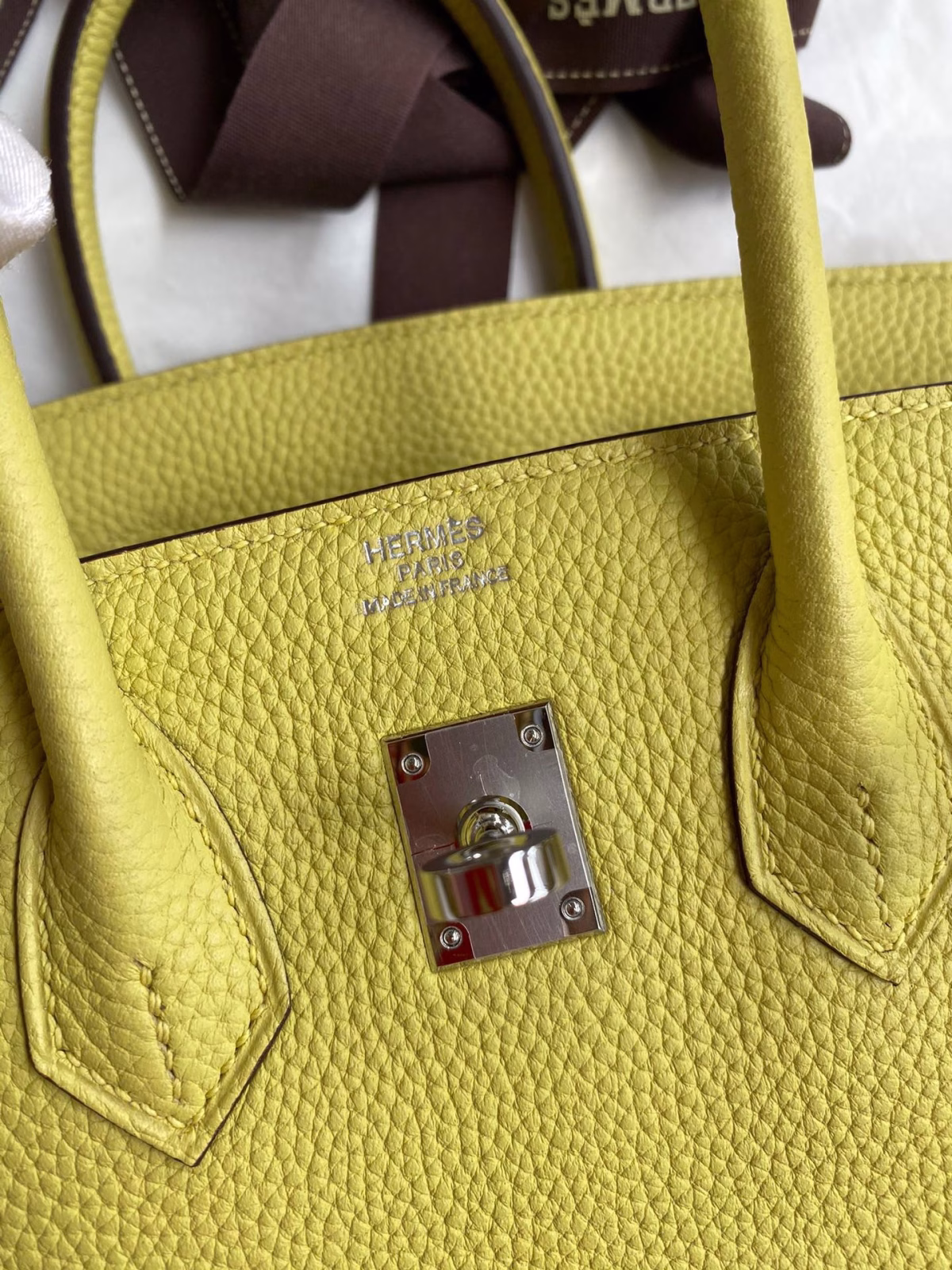 Hermes Birkin 25 Retourne Handmade Bag In Jaune Poussin Clemence Leather - Image 2