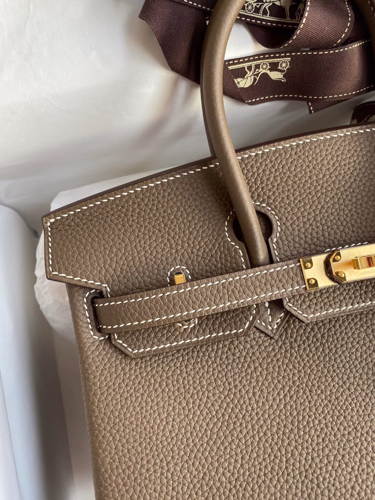 Hermes Birkin 25 Retourne Handmade Bag In Taupe Clemence Leather - Image 8
