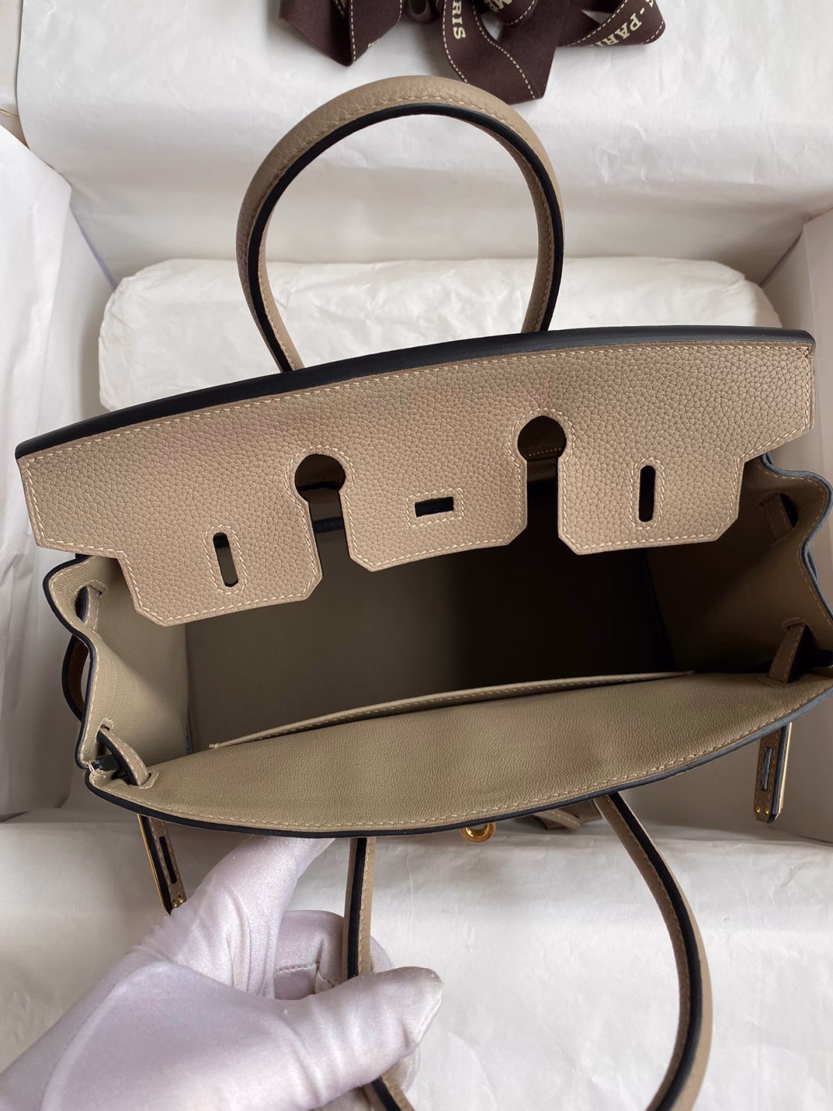 Hermes Birkin 25 Retourne Handmade Bag In Gris Tourterelle Clemence Leather - Image 2