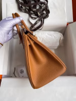 Hermes Birkin 25 Retourne Handmade Bag In Gold Epsom Calfskin - Image 9