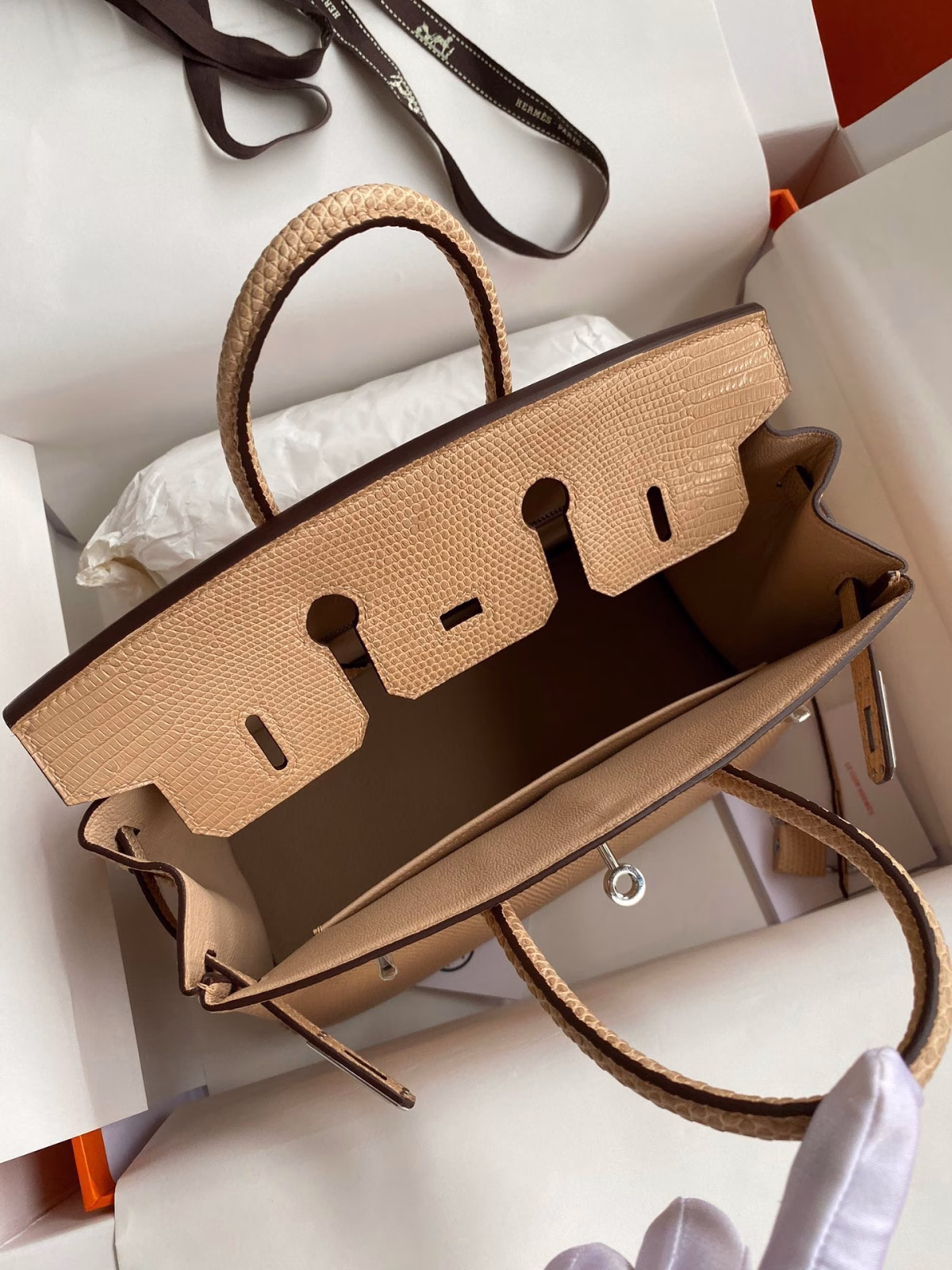 Hermes Birkin 25 Retourne Handmade Bag In Beige Lizard Leather - Image 2
