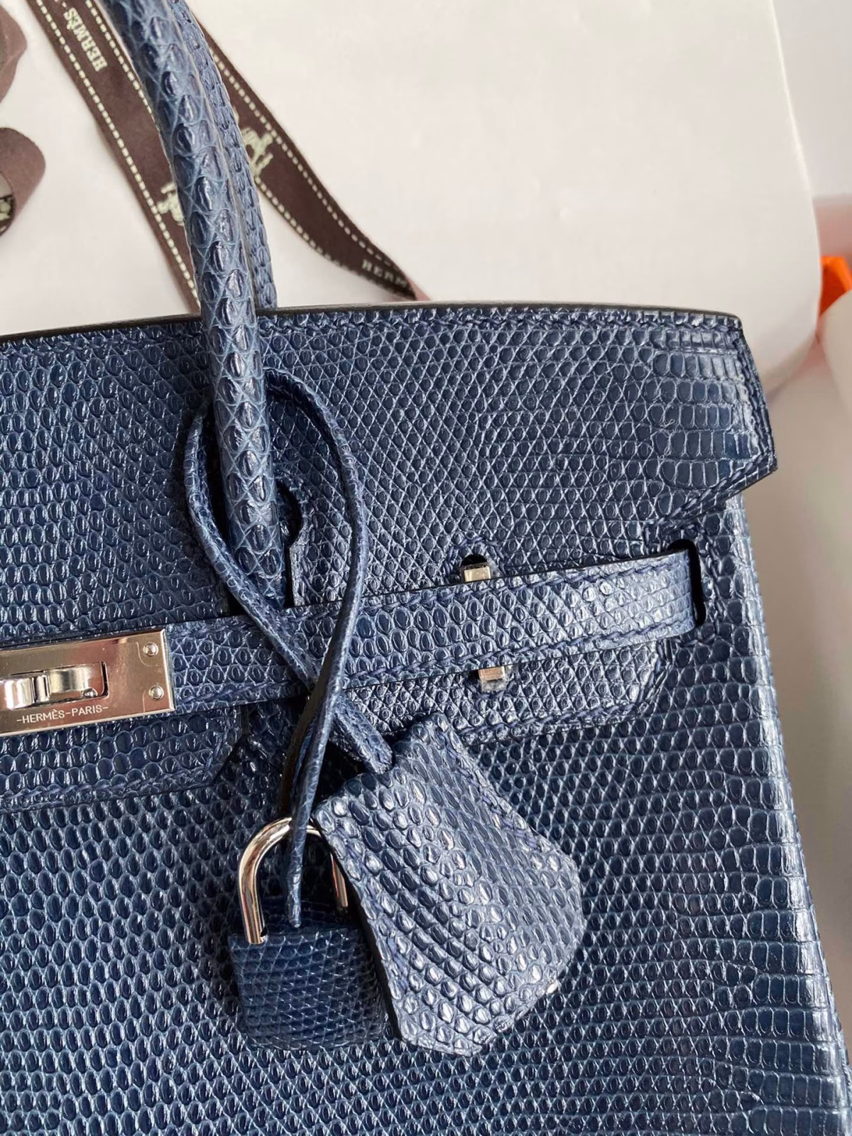 Hermes Birkin 25 Retourne Handmade Bag In Blue Saphir Lizard Leather - Image 7