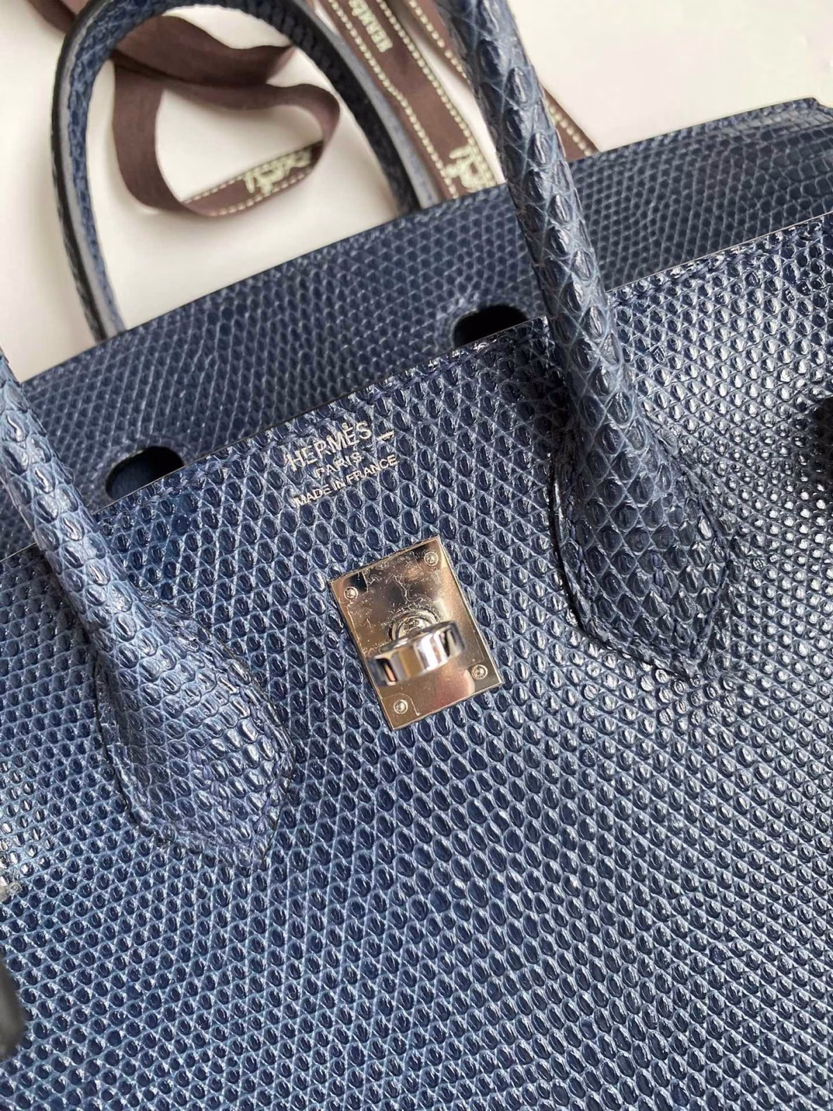 Hermes Birkin 25 Retourne Handmade Bag In Blue Saphir Lizard Leather - Image 4