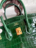 Hermes Birkin 25 Handmade Bag In Malachite Crocodile Niloticus Shiny Skin - Image 2