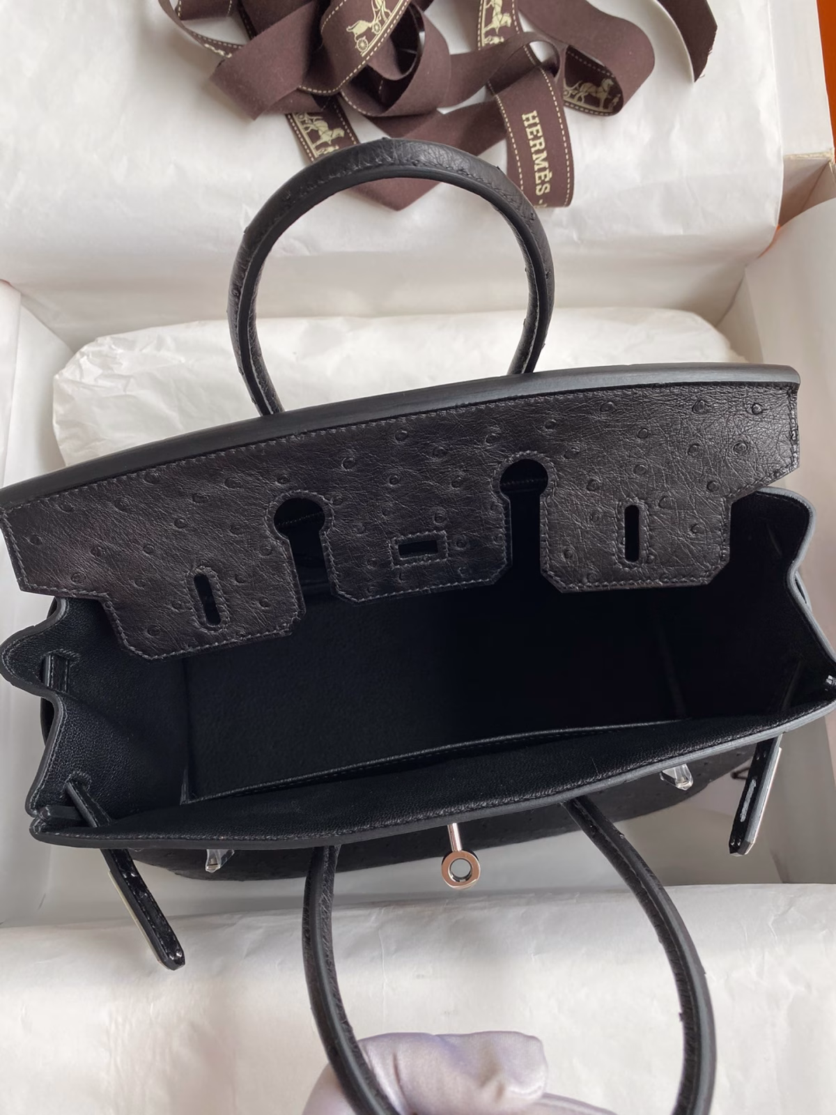 Hermes Birkin 25 Retourne Handmade Bag In Black Ostrich Leather - Image 2