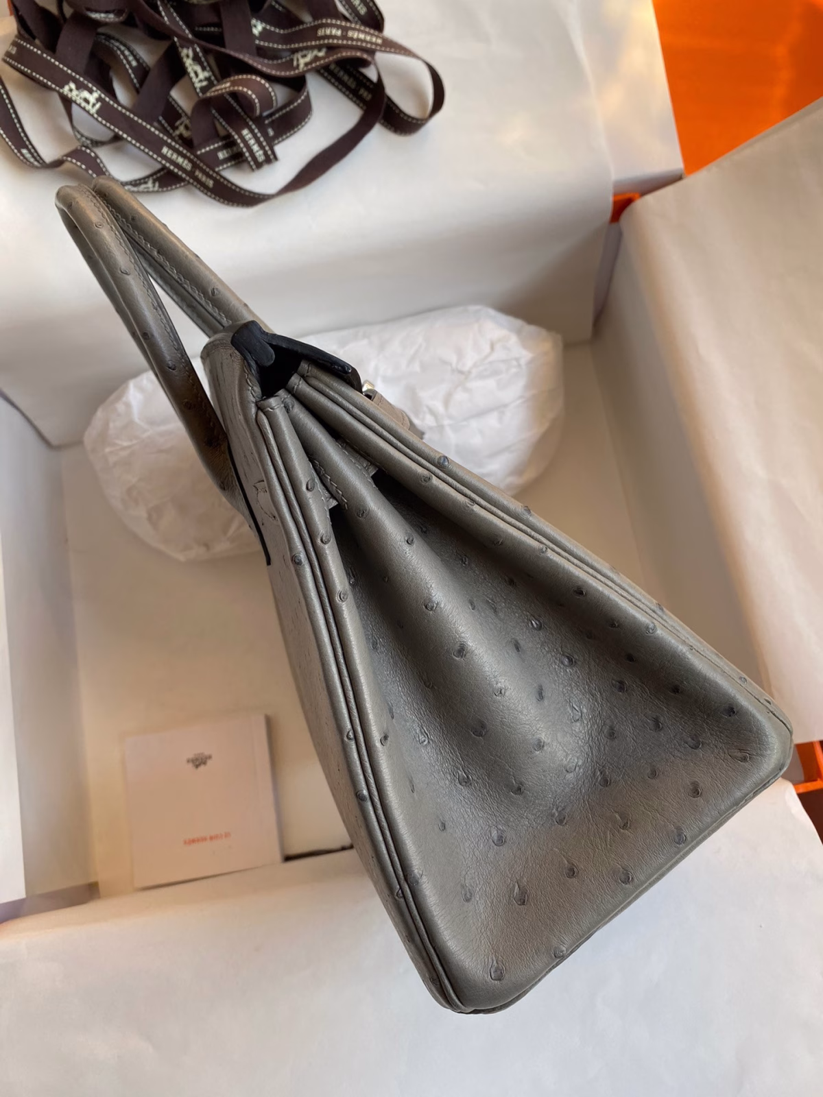 Hermes Birkin 25 Retourne Handmade Bag In Gris Tourterelle Ostrich Leather - Image 8