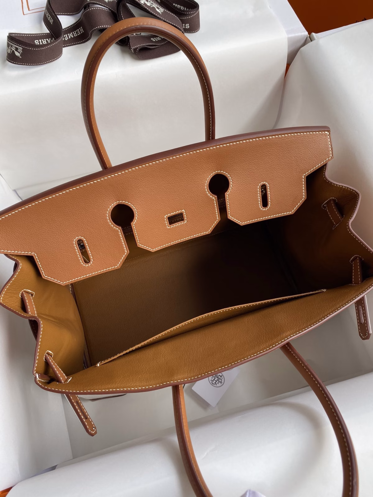 Hermes Birkin 35 Handmade Bag In Toile & Gold Swift Leather - Image 2