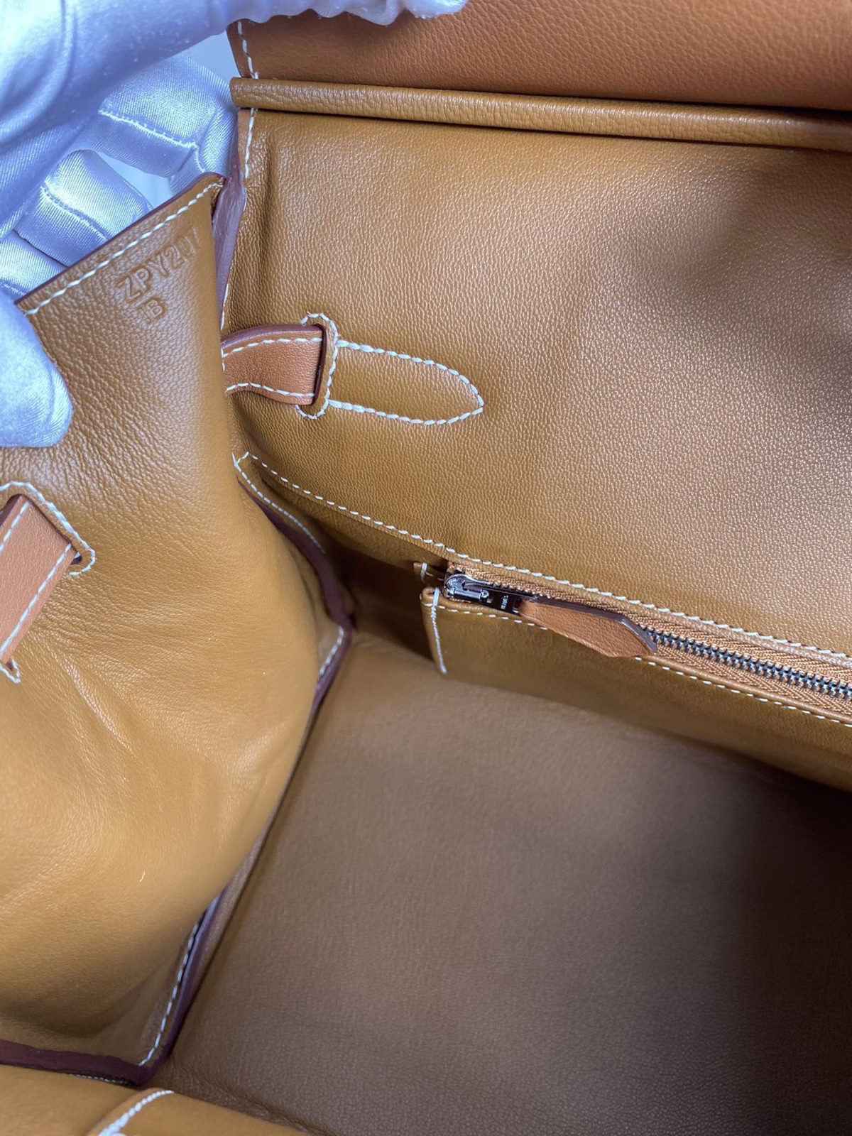Hermes Birkin 35 Handmade Bag In Toile & Gold Swift Leather - Image 5