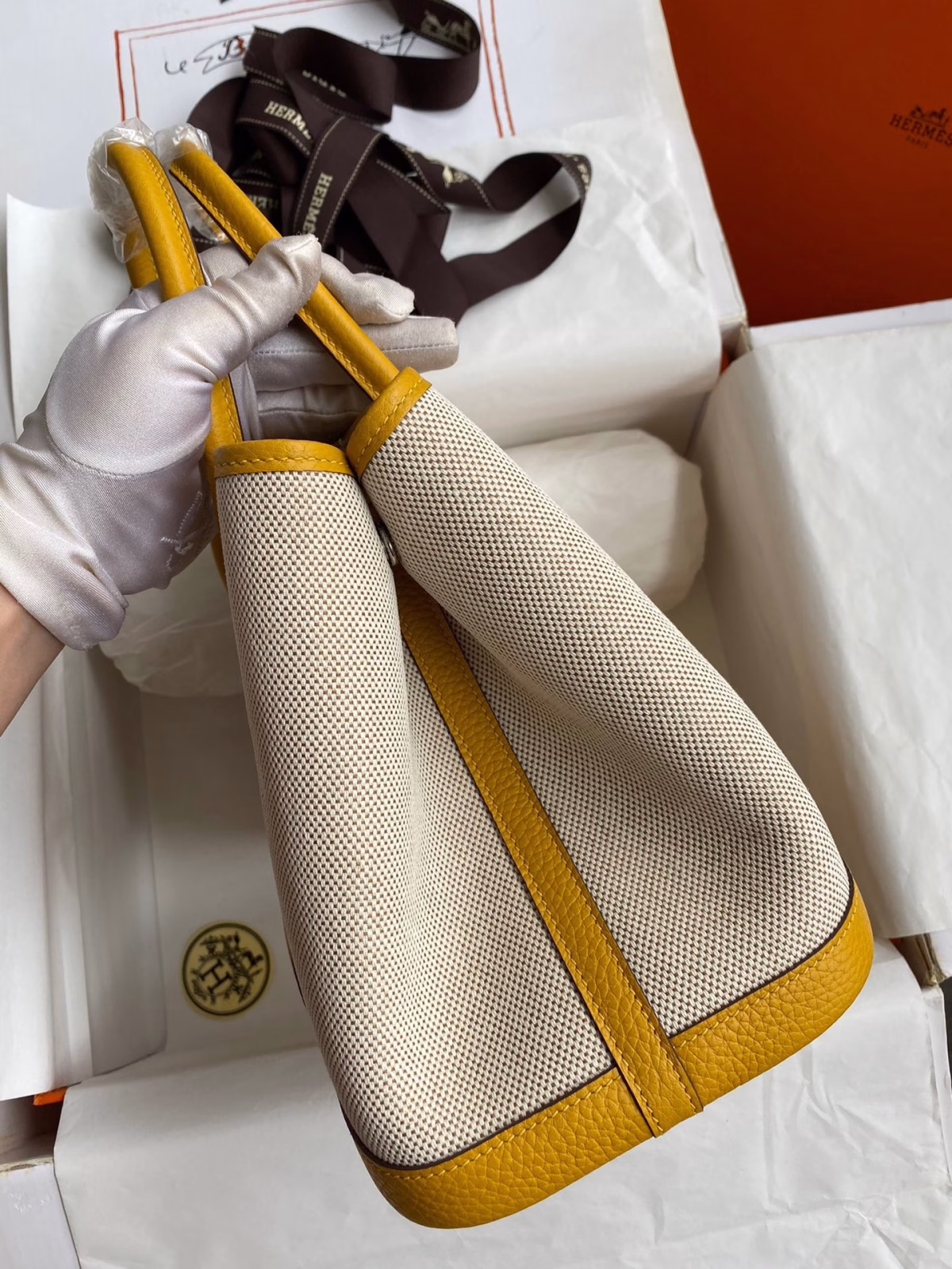 Hermes Garden Party 30 Handmade Bag in Toile and Yellow Leather - Image 8