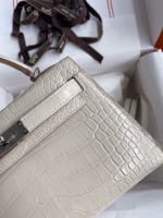 Hermes Kelly Mini II Sellier Handmade Bag In Beton Matte Alligator Leather - Image 8