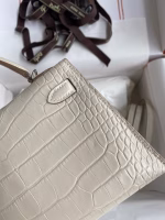 Hermes Kelly Mini II Sellier Handmade Bag In Beton Matte Alligator Leather - Image 9