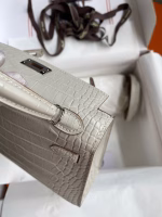 Hermes Kelly Mini II Sellier Handmade Bag In Grey Matte Alligator Leather - Image 3