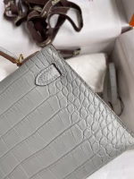 Hermes Kelly Mini II Sellier Handmade Bag In Pearl Grey Matte Alligator Leather - Image 9