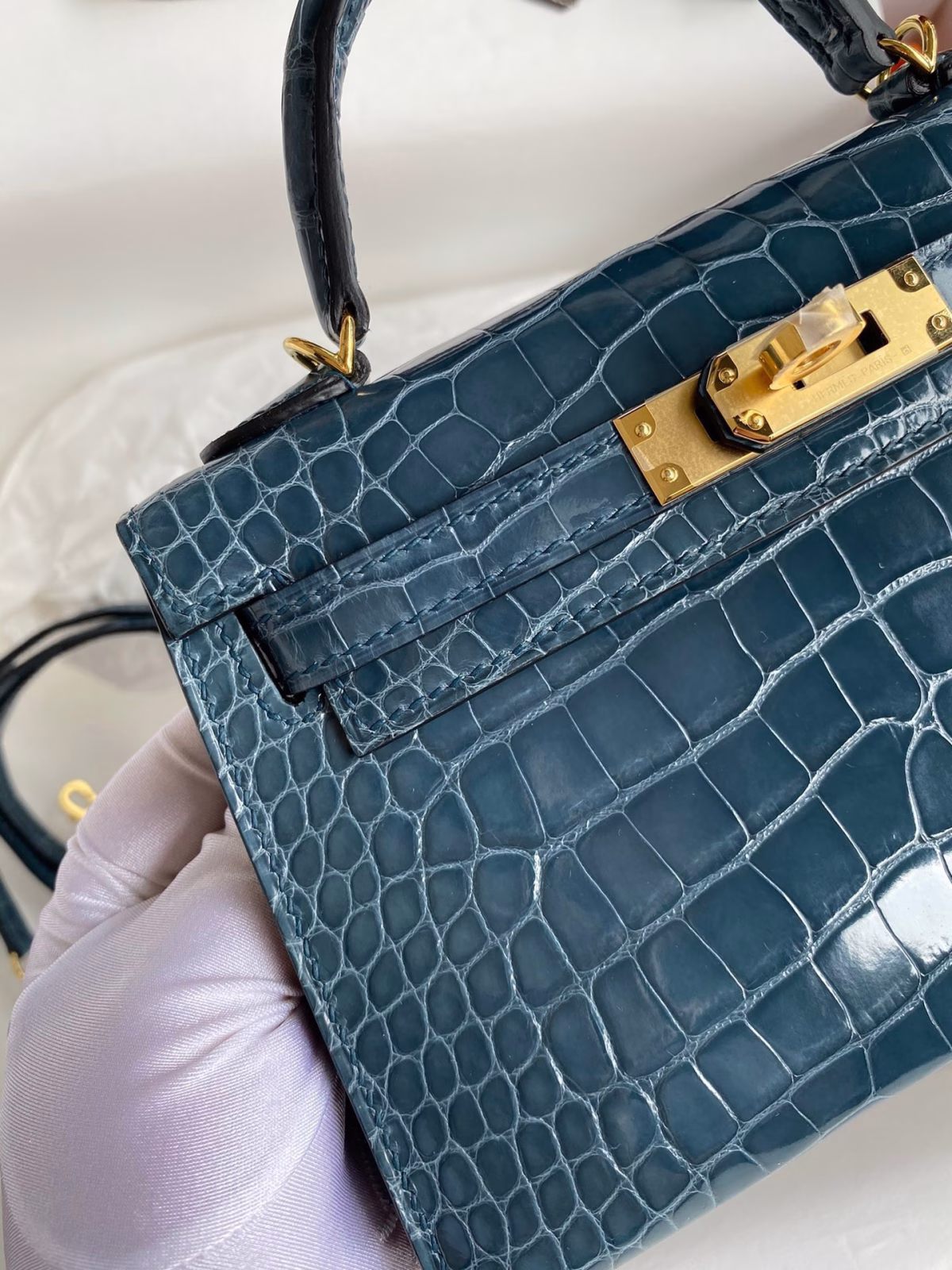 Hermes Kelly Mini II Sellier Handmade Bag In Blue Jean Shiny Alligator Leather - Image 9
