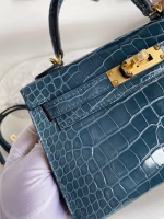 Hermes Kelly Mini II Sellier Handmade Bag In Blue Jean Shiny Alligator Leather - Image 9