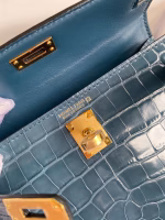 Hermes Kelly Mini II Sellier Handmade Bag In Blue Jean Shiny Alligator Leather - Image 2