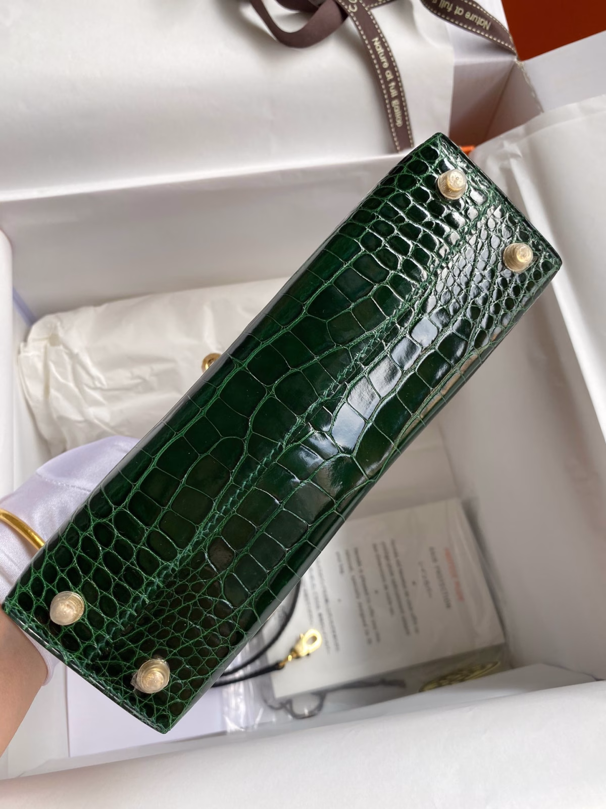 Hermes Kelly Mini II Sellier Handmade Bag In Malachite Shiny Alligator Leather - Image 8
