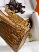 Hermes Kelly Mini II Sellier Handmade Bag In Ficelle Shiny Alligator Leather - Image 3