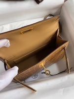 Hermes Kelly Mini II Sellier Handmade Bag In Ficelle Shiny Alligator Leather - Image 5