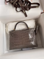 Hermes Kelly Mini II Sellier Handmade Bag In Gris Tourterelle Shiny Alligator Leather - Image 7