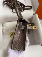 Hermes Kelly Mini II Sellier Handmade Bag In Gris Tourterelle Shiny Alligator Leather - Image 3