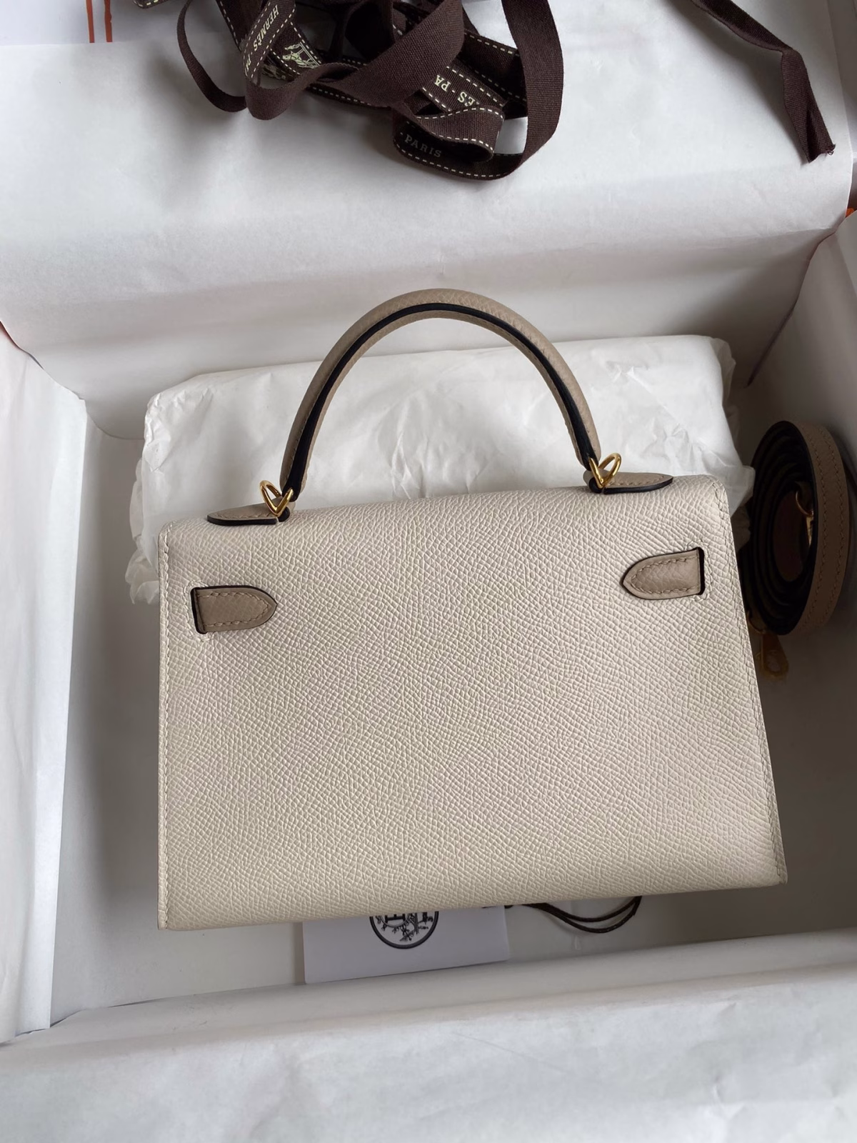 Hermes Kelly Mini II Sellier Bicolor Handmade Bag in Craie and Trench Epsom Calfskin - Image 9