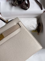 Hermes Kelly Mini II Sellier Bicolor Handmade Bag in Craie and Trench Epsom Calfskin - Image 7