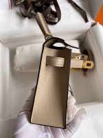 Hermes Kelly Mini II Sellier Bicolor Handmade Bag in Craie and Trench Epsom Calfskin - Image 5