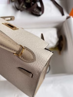 Hermes Kelly Mini II Sellier Bicolor Handmade Bag in Craie and Trench Epsom Calfskin - Image 2