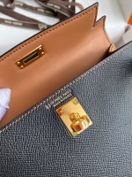 Hermes Kelly Mini II Sellier Bicolor Handmade Bag in Black and Gold Epsom Calfskin - Image 4
