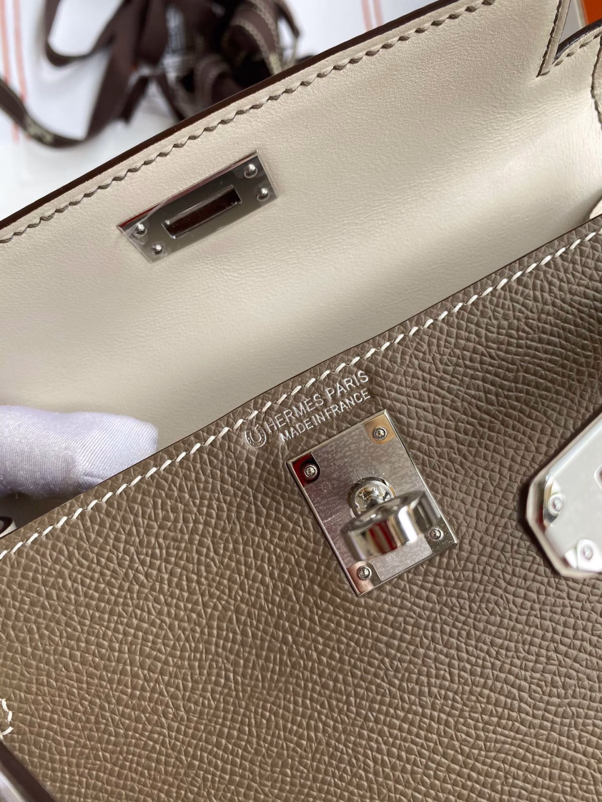 Hermes Kelly Mini II Sellier Bicolor Handmade Bag in Taupe and Craie Epsom Calfskin - Image 5