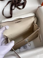 Hermes Kelly Mini II Sellier Bicolor Handmade Bag in Taupe and Craie Epsom Calfskin - Image 4