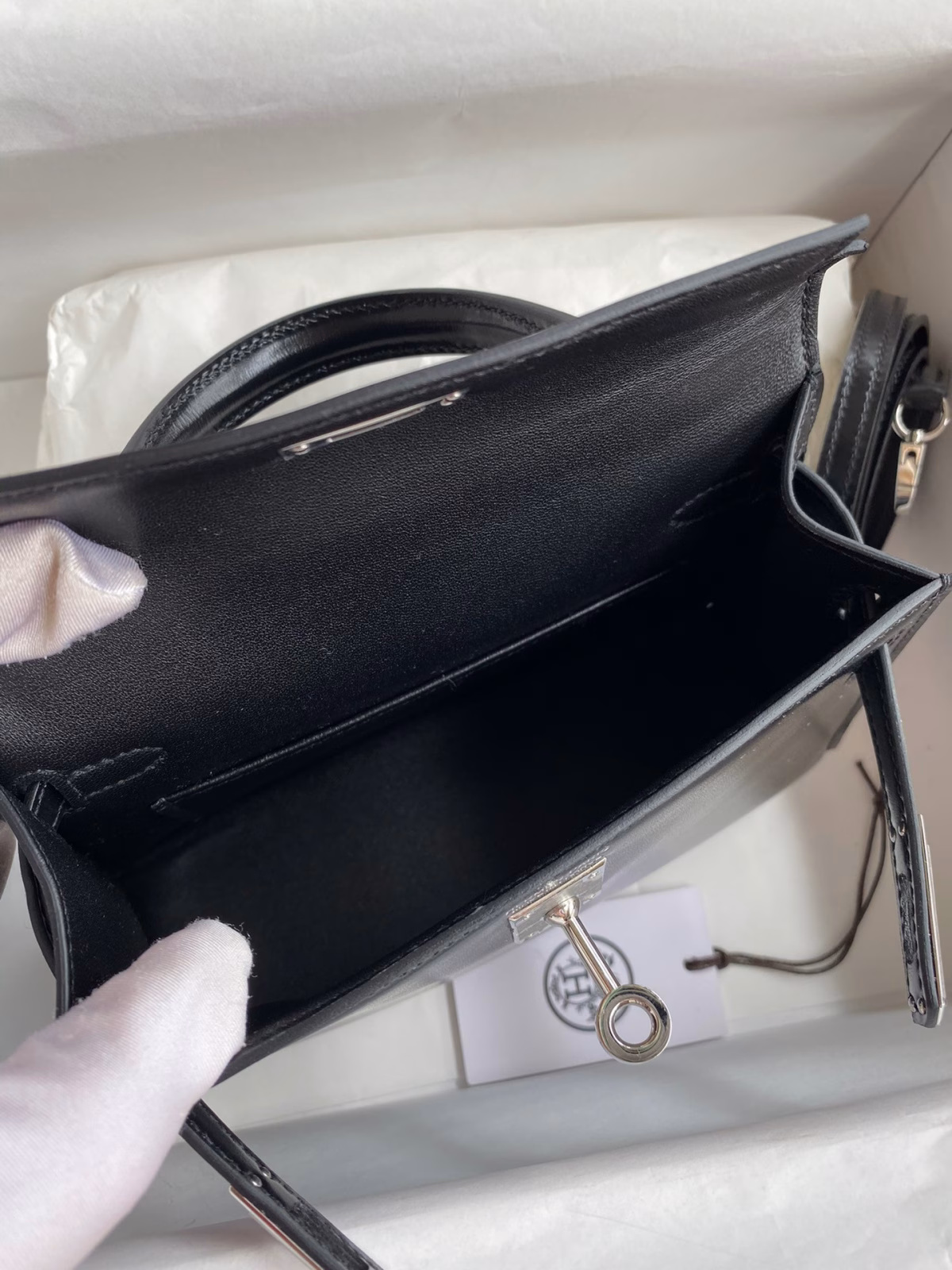 Hermes Kelly Mini II Sellier Handmade Bag In Black Box Calfskin - Image 2