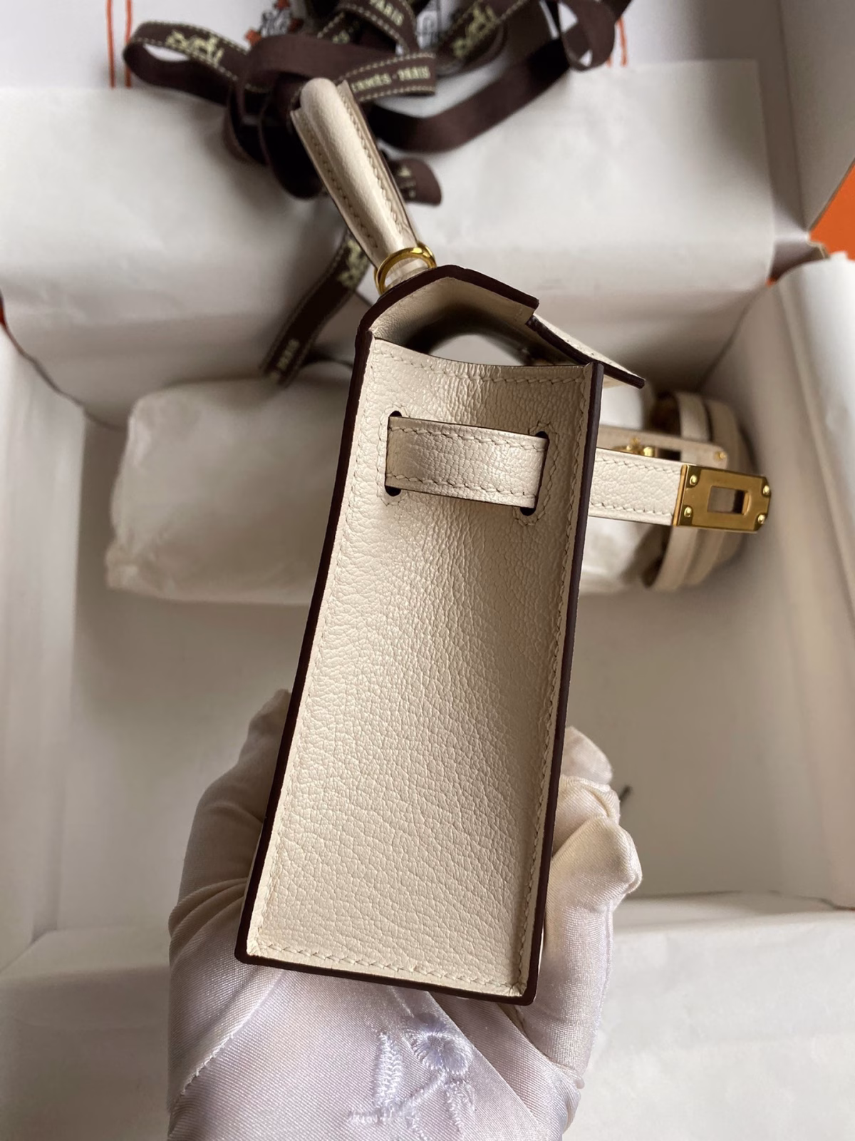 Hermes Kelly Mini II Sellier Handmade Bag In Nata Chevre Mysore Leather - Image 2
