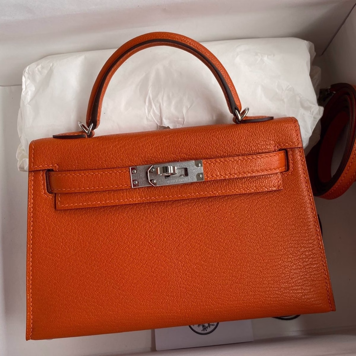 Hermes Kelly Mini II Sellier Handmade Bag In Orange Chevre Mysore Leather - Image 1