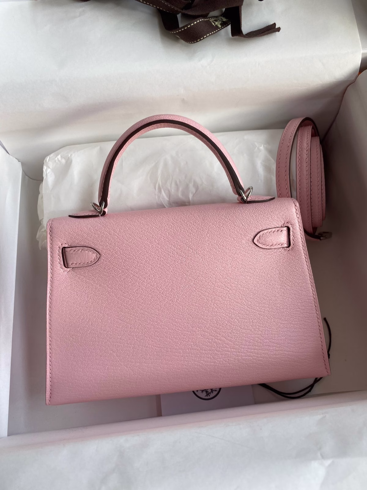 Hermes Kelly Mini II Sellier Handmade Bag In Rose Sakura Chevre Mysore Leather - Image 6
