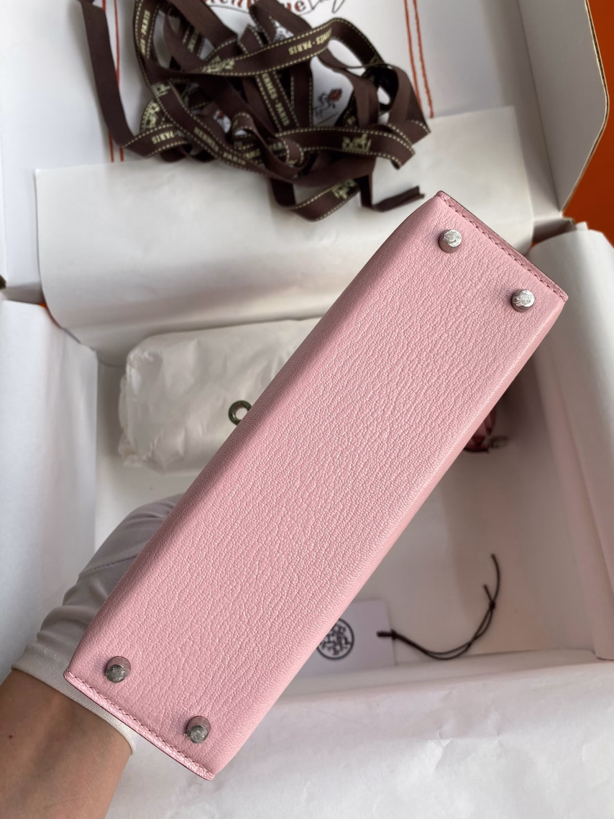 Hermes Kelly Mini II Sellier Handmade Bag In Rose Sakura Chevre Mysore Leather - Image 7