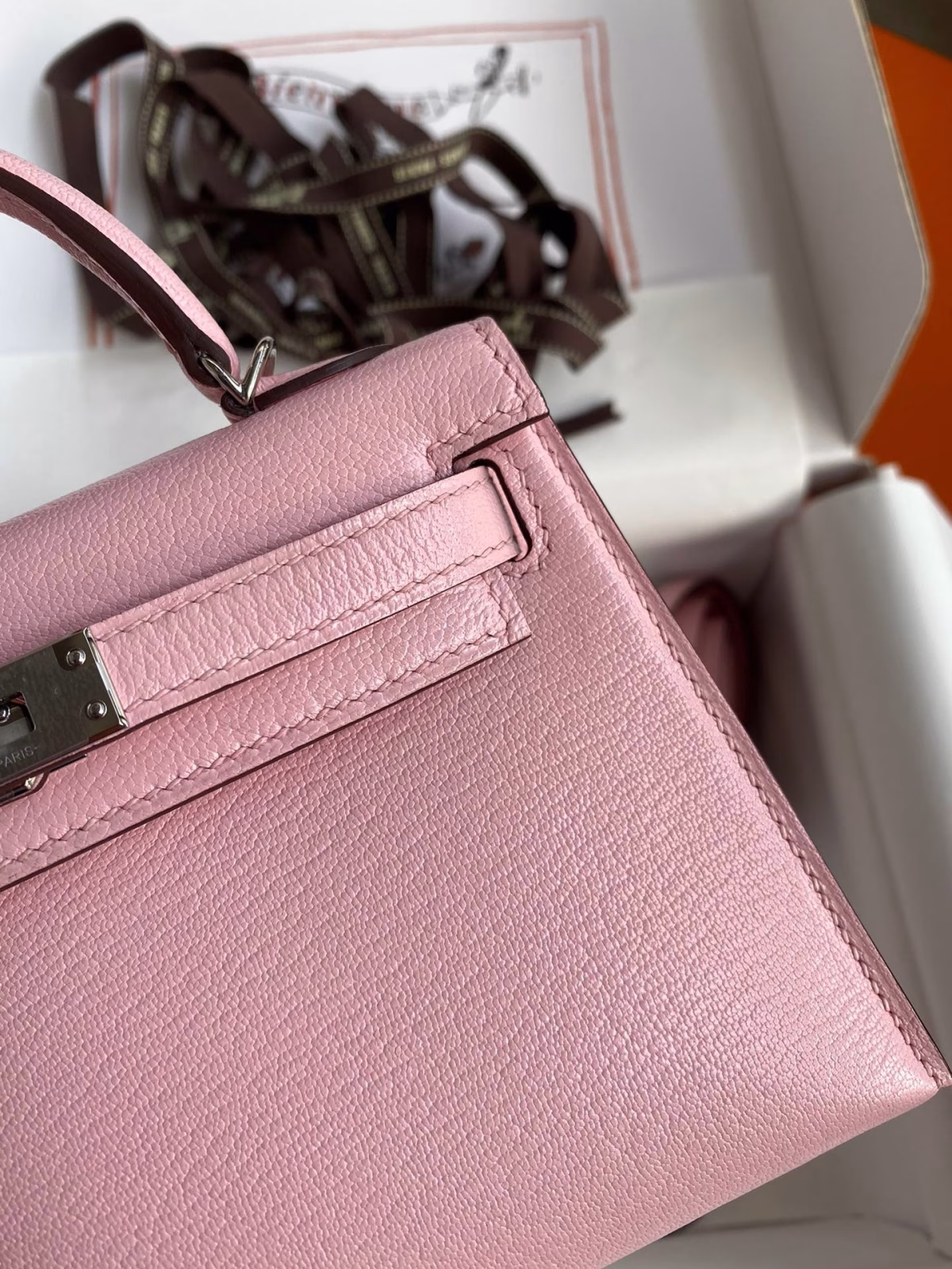 Hermes Kelly Mini II Sellier Handmade Bag In Rose Sakura Chevre Mysore Leather - Image 8