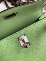 Hermes Kelly Mini II Sellier Handmade Bag In Vert Criquet Chevre Mysore Leather - Image 4