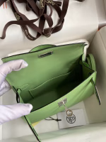 Hermes Kelly Mini II Sellier Handmade Bag In Vert Criquet Chevre Mysore Leather - Image 5