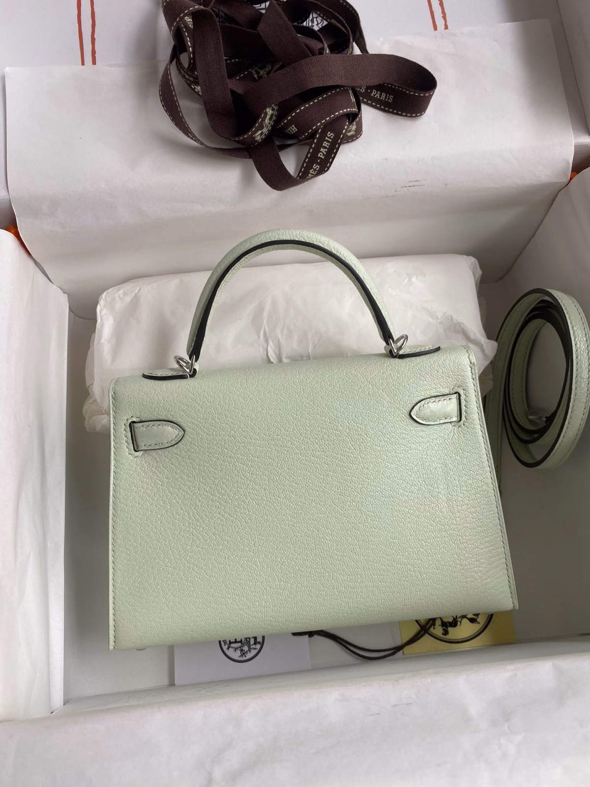 Hermes Kelly Mini II Sellier Handmade Bag In Vert Fizz Chevre Mysore Leather - Image 6