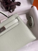 Hermes Kelly Mini II Sellier Handmade Bag In Vert Fizz Chevre Mysore Leather - Image 4