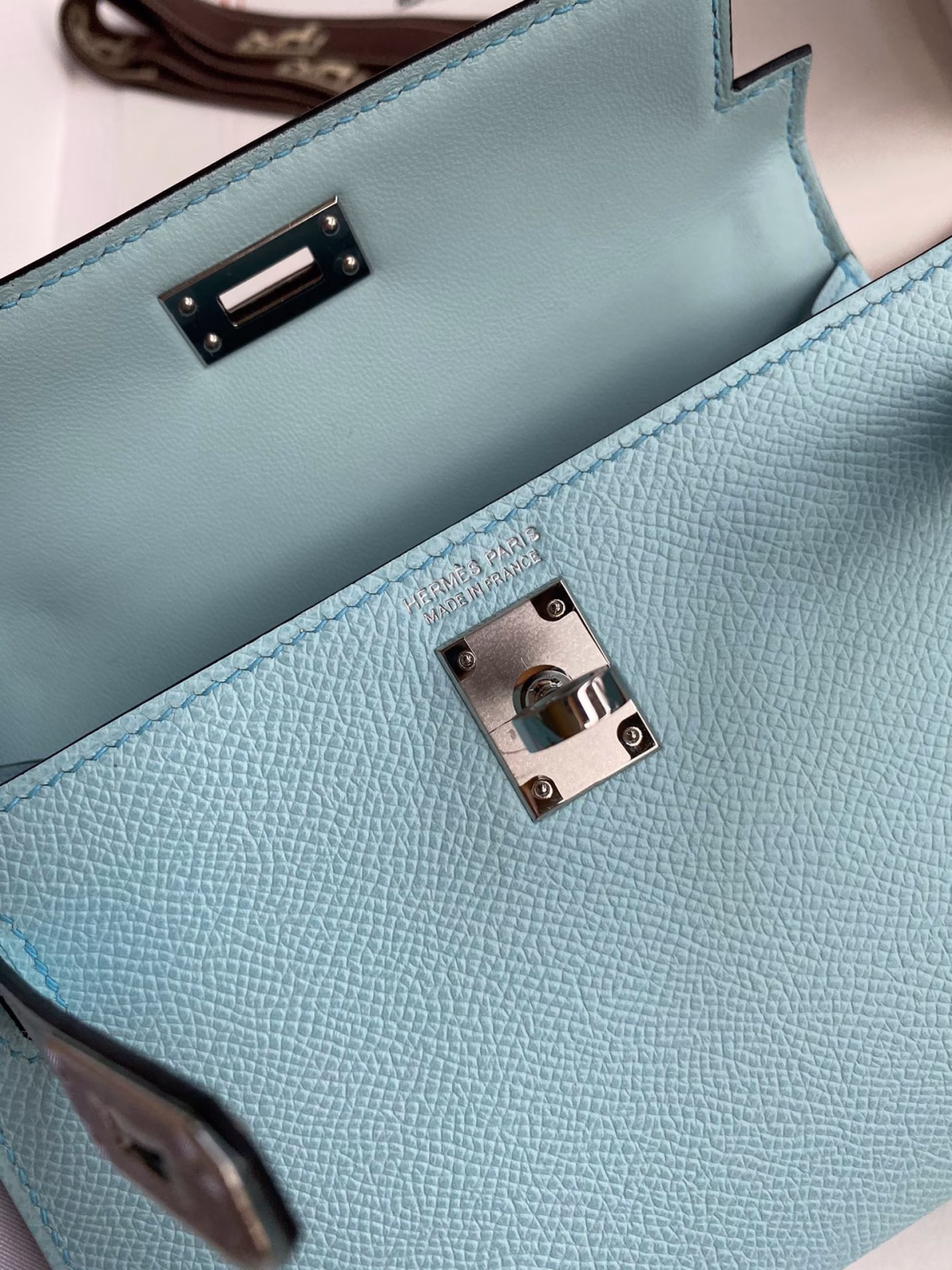 Hermes Kelly Mini II Sellier Handmade Bag In Blue Zephyr Epsom Calfskin - Image 4