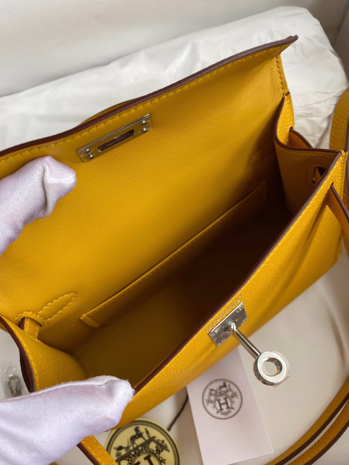 Hermes Kelly Mini II Sellier Handmade Bag In Jaune Ambre Epsom Calfskin - Image 6