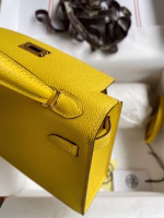 Hermes Kelly Mini II Sellier Handmade Bag In Jaune de Naples Epsom Calfskin - Image 4
