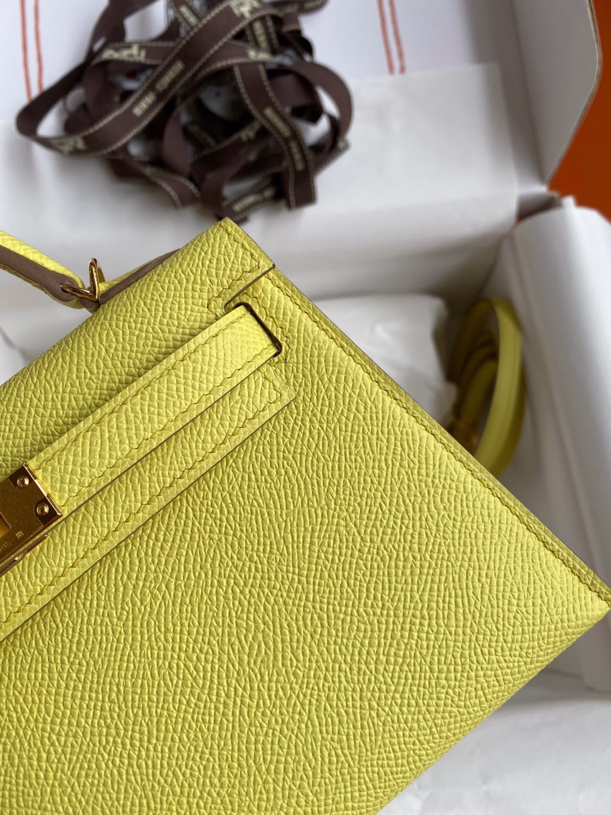 Hermes Kelly Mini II Sellier Handmade Bag In Lime Epsom Calfskin - Image 8