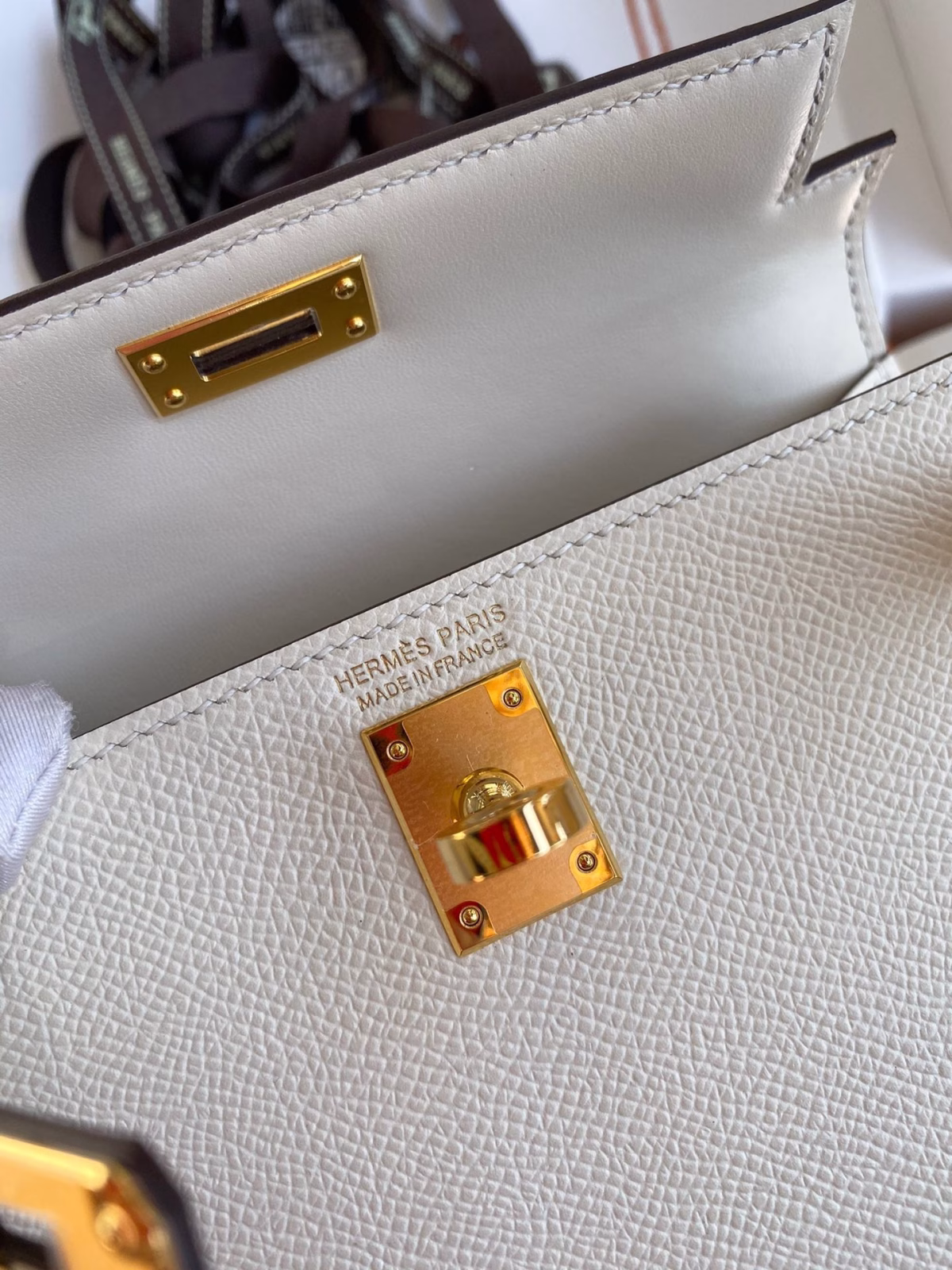 Hermes Kelly Mini II Sellier Handmade Bag In Nata Epsom Calfskin - Image 4