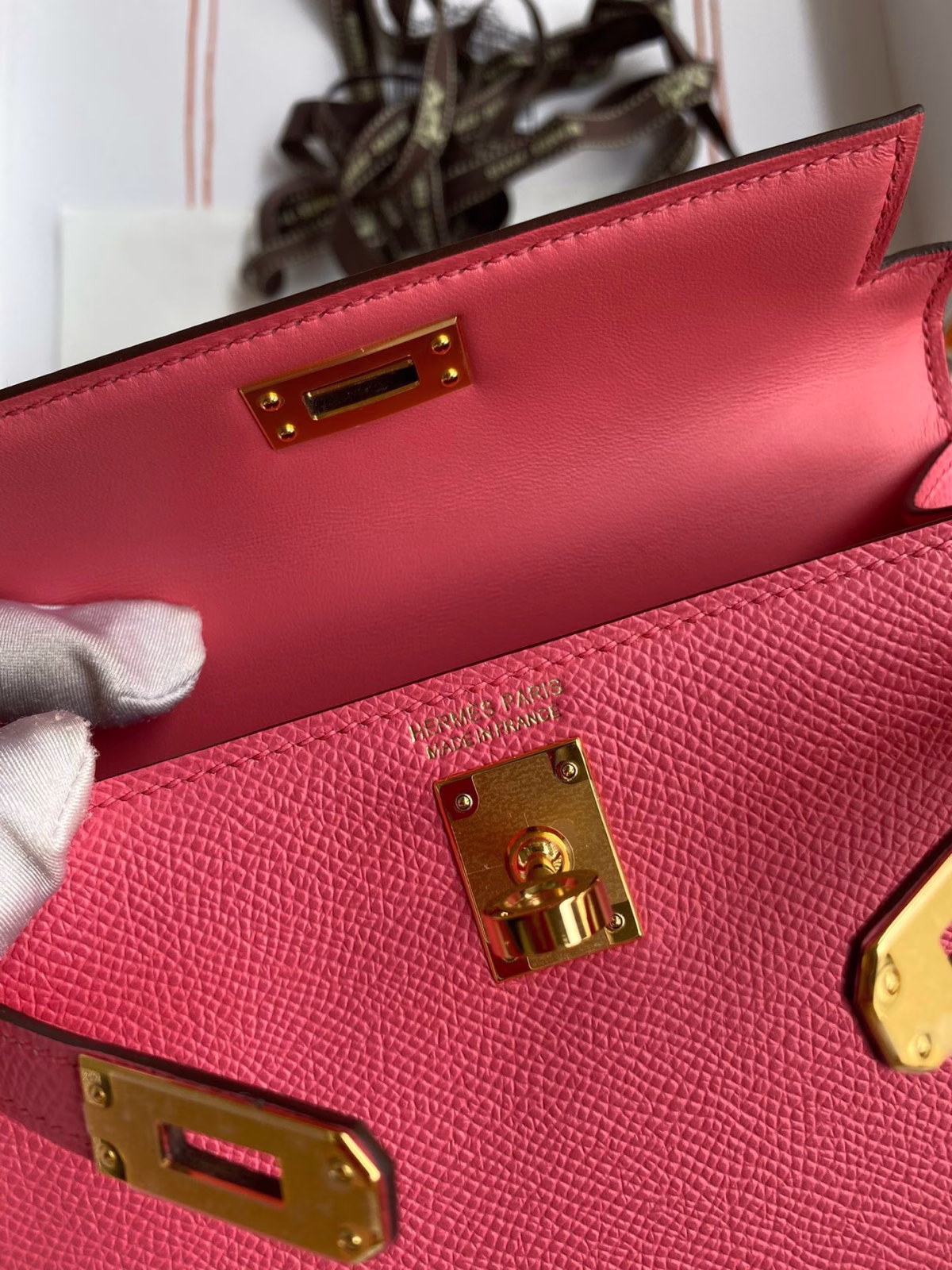 Hermes Kelly Mini II Sellier Handmade Bag In Rose Azalee Epsom Calfskin - Image 4