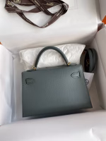 Hermes Kelly Mini II Sellier Handmade Bag In Vert Amande Epsom Calfskin - Image 6