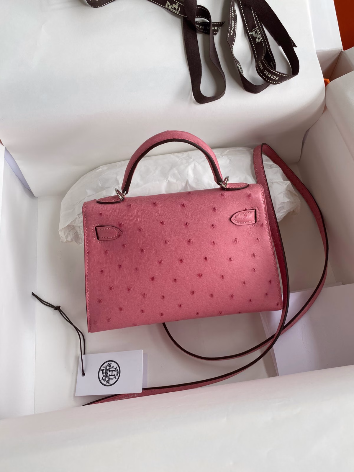 Hermes Kelly Mini II Sellier Handmade Bag In Bubblegum Ostrich Leather - Image 6